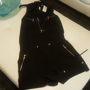 Black short jumper